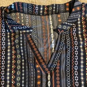 Women’s long sleeve, lightweight blouse extra-large